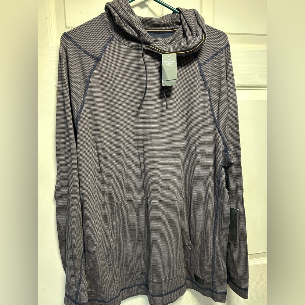 Abercrombie & Fitch Black Label Striped Garment